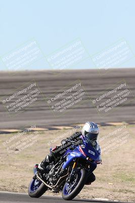 media/Jan-15-2026-Racers Edge (Thu) [[dfebeb70ab]]/3-B Group/Session 2 (Bowl Exit)/